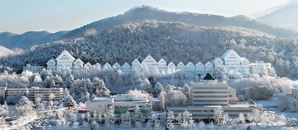 Khuôn viên đại học Chosun vào mùa đông