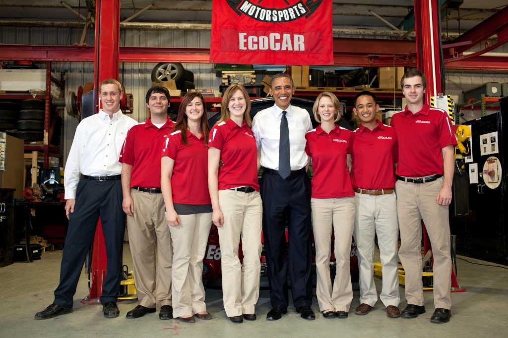 Tổng thống Obama thăm đội tuyển EcoCAR trường Ohio